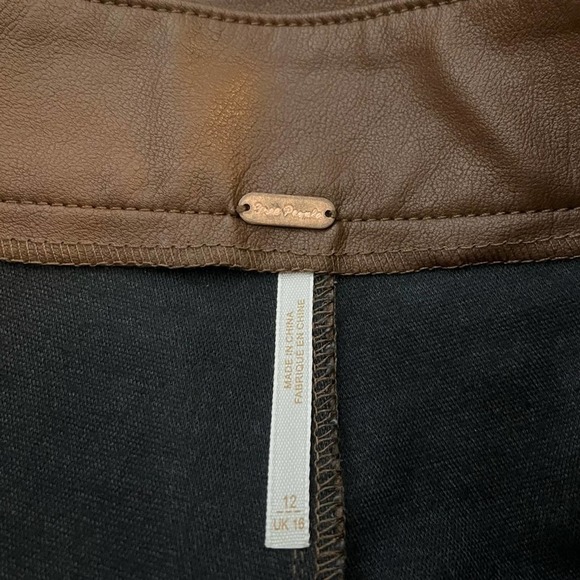 FREE PEOPLE Sasha Vegan Kick Flare Pants (size 12) - Picture 3 of 5